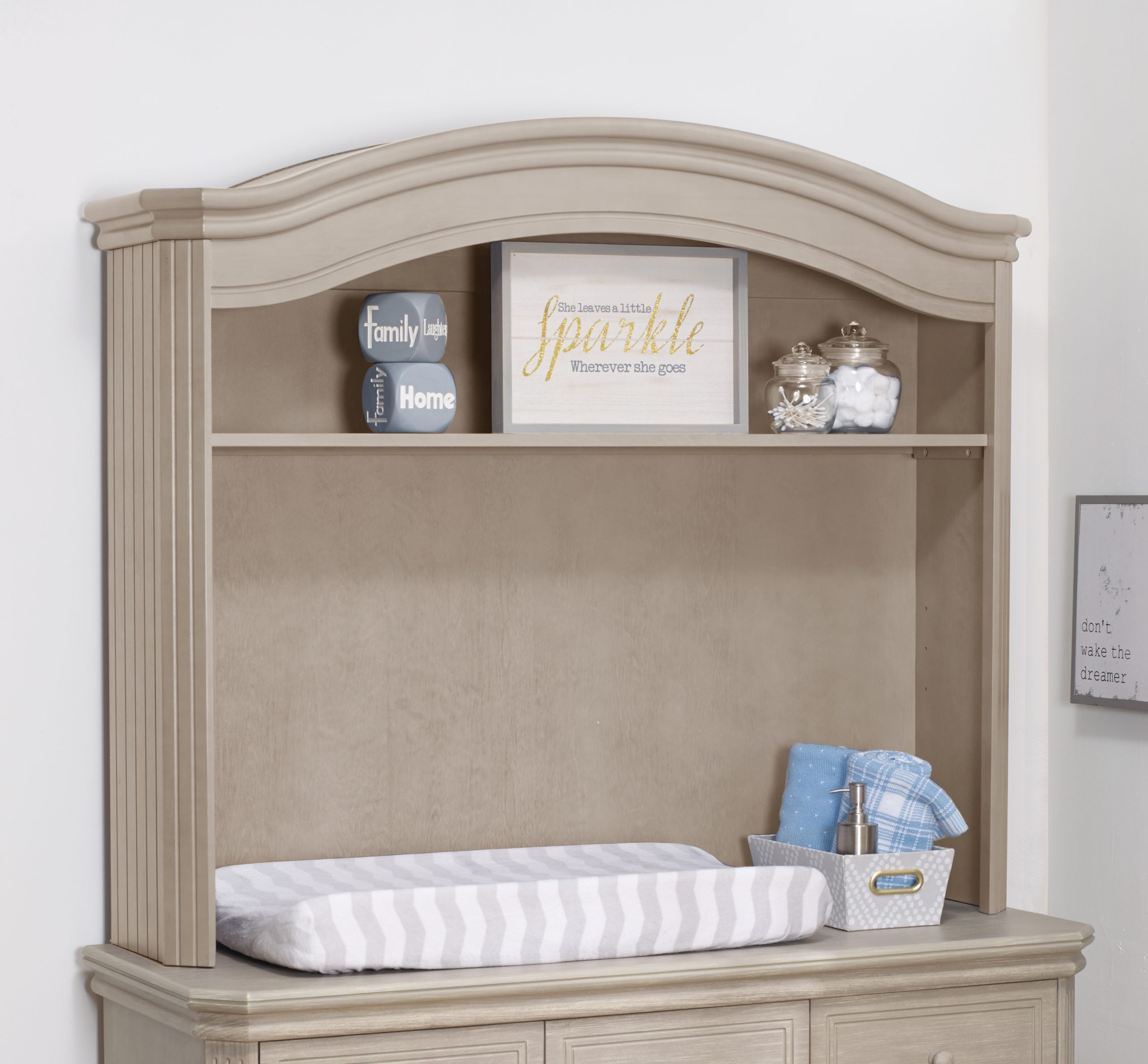 Vista Elite Hutch - Image 2