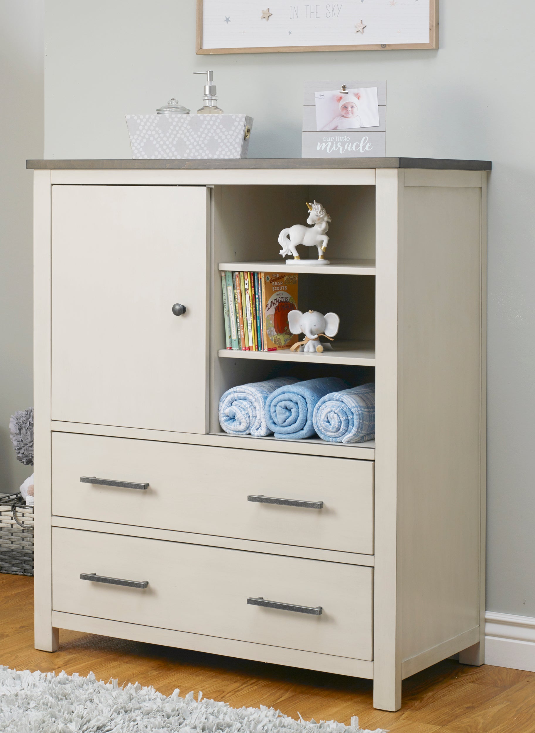 Farmhouse Chifferobe - Image 3