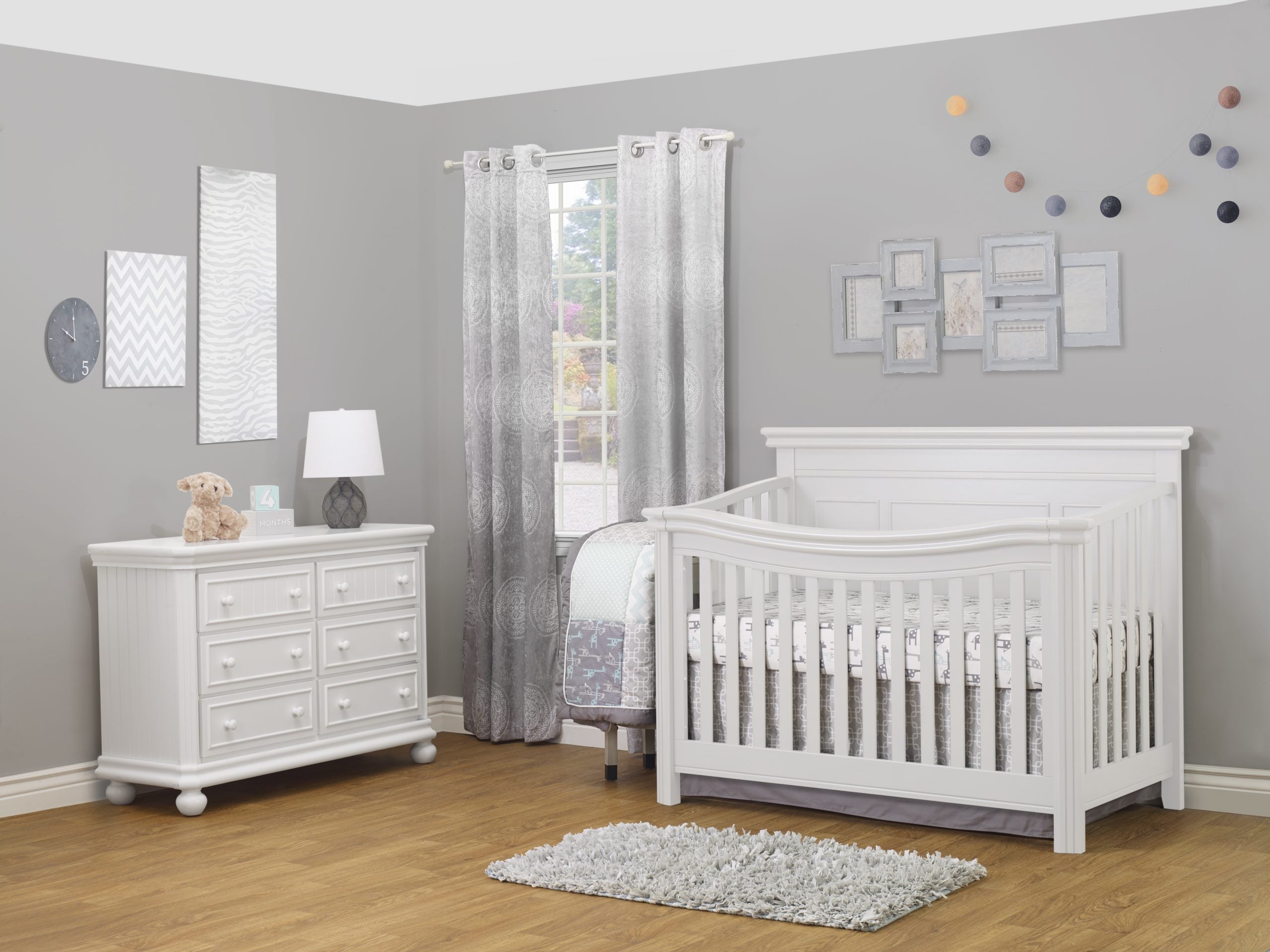 Finley Lux Crib - Image 4